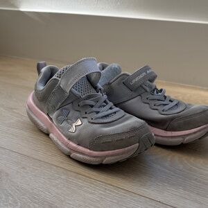 Under Armour Kids' Sneakers in Gray and Pink